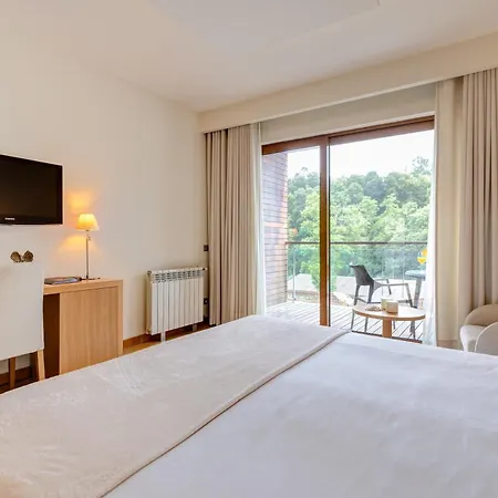 Rural Vale Do Rio 4*