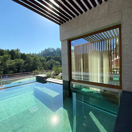 Rural Vale Do Rio 4*