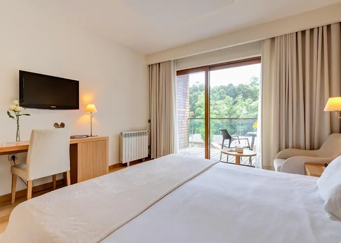 Rural Vale Do Rio 4*